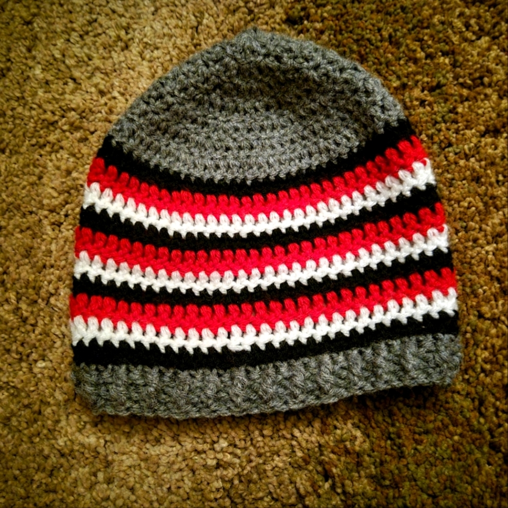 College football color theme skull cap beanie grey black red crimson White OSU